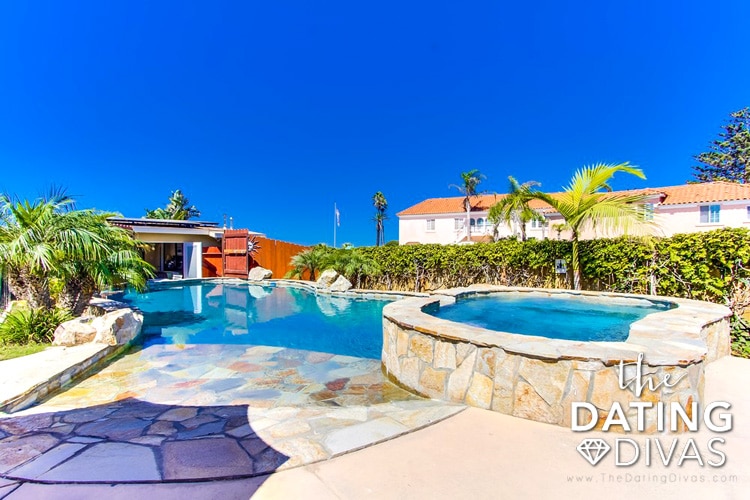 Ocean front home with pool and hot tub in San Diego, California.