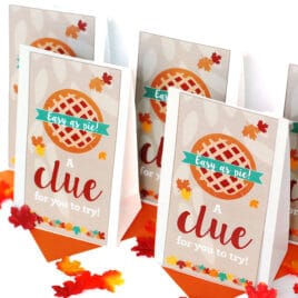 Thanksgiving scavenger hunt bag | Date Your Spouse