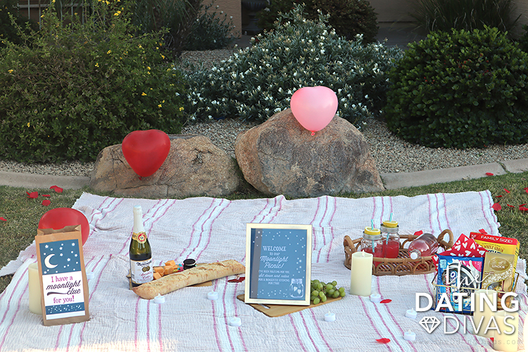 A scavenger hunt that leads you to find romantic gifts - dateyourspouse.com A romantic gifts scavenger hunt idea. | The Dating Divas