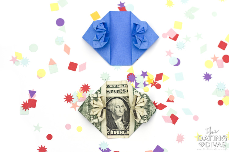 How to Fold a Dollar into a Heart - dateyourspouse.com How to fold a dollar into a heart for beginners using this easy tutorial. | The Dating Divas