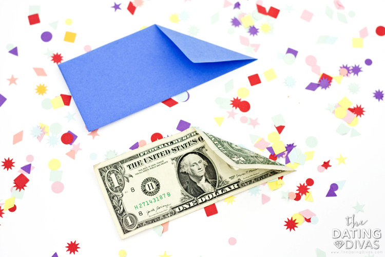 How to fold a dollar bill into origami shapes. - dateyourspouse.com Guide for folding an origami heart out of a dollar bill. | The Dating Divas