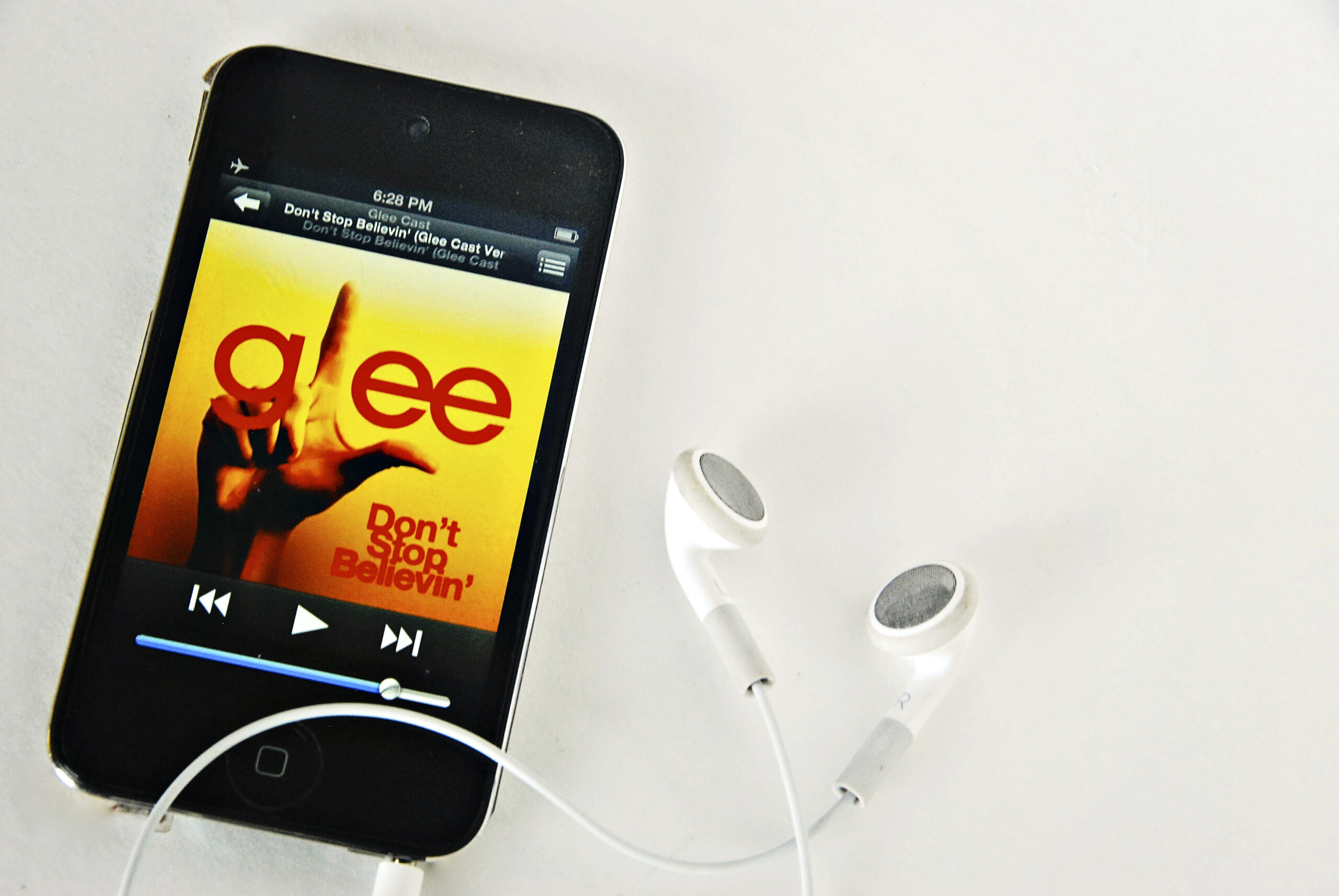 Don't Forget the Lyrics Family Game Night Ideas - dateyourspouse.com Musical family game night ideas. | The Dating Divas