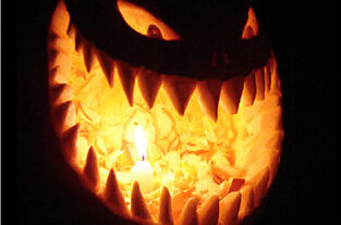 Easy Pumpkin Carving - dateyourspouse.com Spooky, creepy, scary Jack-O-Lantern ideas. | The Dating Divas
