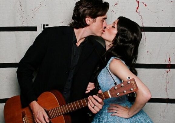 Johnny Cash and June Carter Couples Costume - dateyourspouse.com Johnny Cash and June Carter Costume for 2020 Halloween. | The Dating Divas