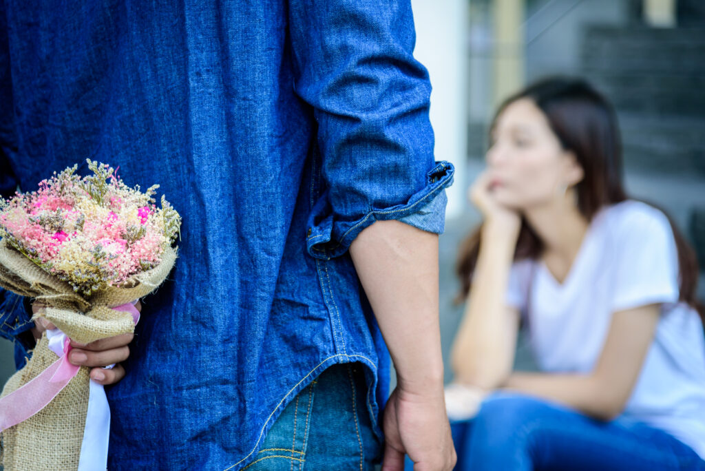Ways to Say I'm Sorry - dateyourspouse.com List of ways to say i'm sorry to your friends, family, and spouse. | The Dating Divas
