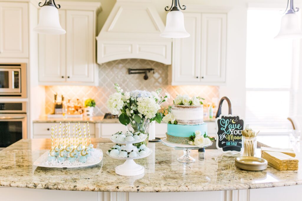 "Love You to the Moon and Back" Gender Neutral Baby Shower Idea - dateyourspouse.com "Love You to the Moon and Back" Gender Neutral Baby Shower Theme | The Dating Divas