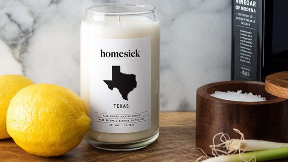 Scented candle gift for him - dateyourspouse.com Candles designed by specific state for a sentimental gift idea - The Dating Divas