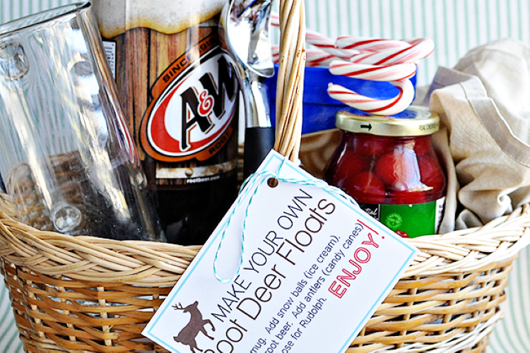 Christmas themed root beer float supplies in a basket - dateyourspouse.com A basket filled with supplies to make root beer floats | The Dating Divas