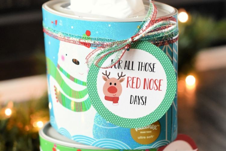 Christmas gift tag tied to the front of a box of tissues - dateyourspouse.com Box of tissues with a Christmas gift tag on the front | The Dating Divas