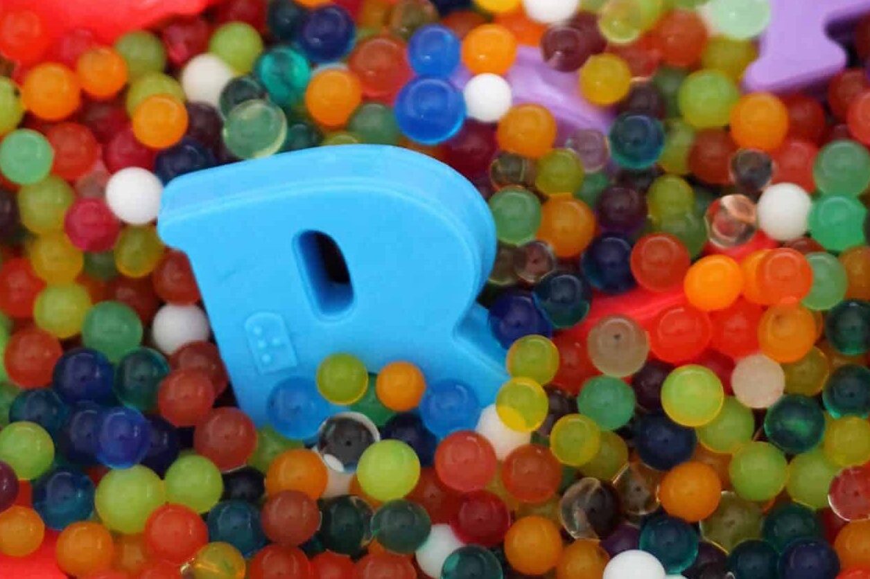 Magnet bin toddler activities - thedatingdivascom.bigscoots-staging.com Magnet letter grab for preschool activities at home | The Dating Divas