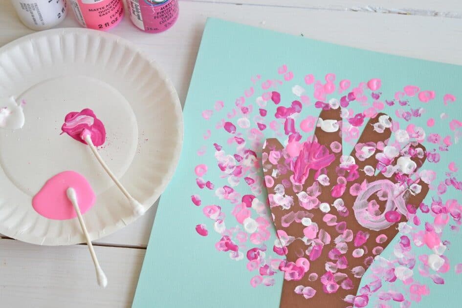 Q-tip and paint toddler activities - thedatingdivascom.bigscoots-staging.com Toddler activities using paint and Q-tips | The Dating Divas