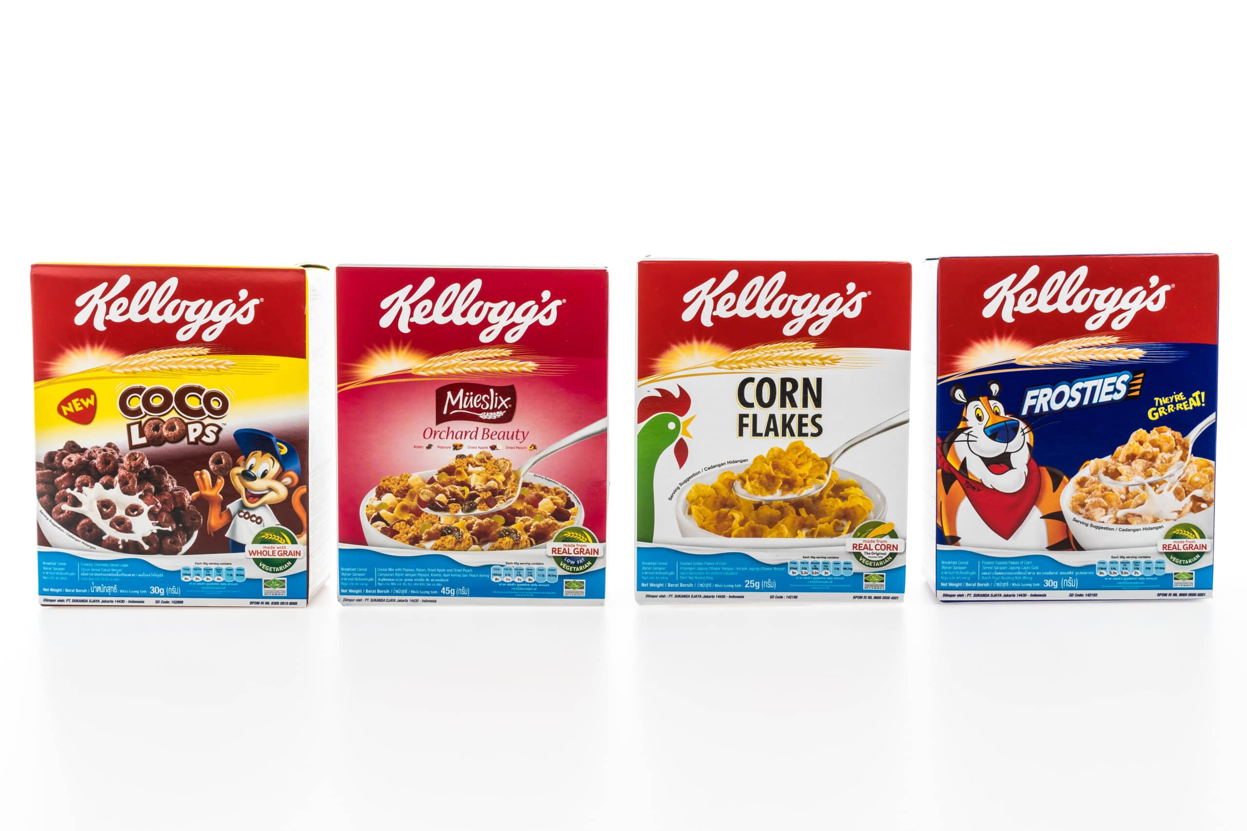 Minute to Win It challenge that use cereal boxes - dateyourspouse.com Minute to Win It game using cereal boxes | The Dating Divas