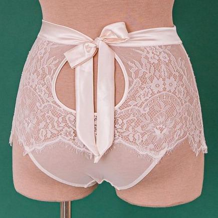 Best lingerie brands for brides | The Dating Divas