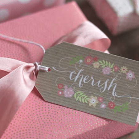 Tags with love notes for Valentine's Day | The Dating Divas