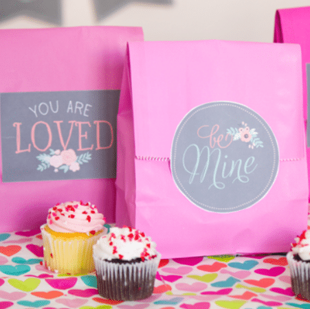 Valentine's Day love notes and tags for bags | The Dating Divas