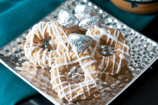 Rice krispies shaped like diamond ring with Hershey kiss diamond | The Dating Divas