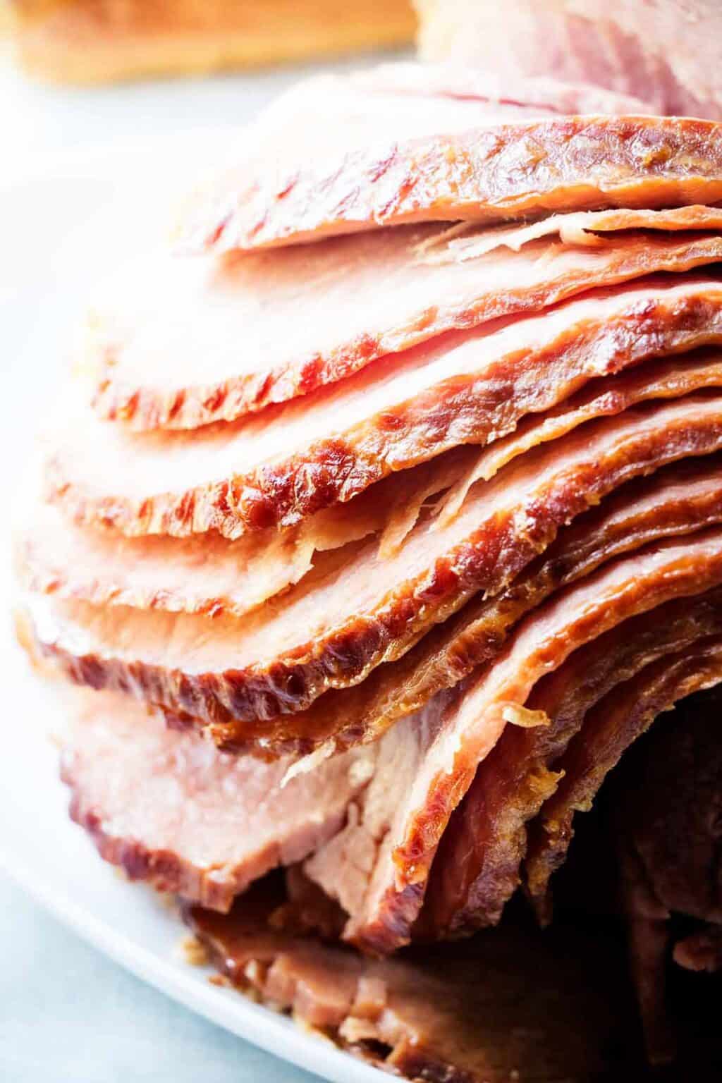 This easy oven baked ham is perfect for Easter dinner! | The Dating Divas