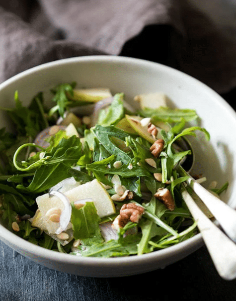 This Pear Walnut Salad would make a great Easter dinner side dish. | The Dating Divas