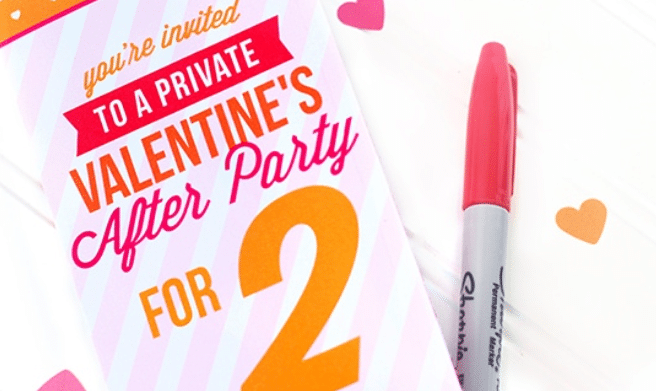 Valentine's After Party for 2 is a sexy & romantic Valentine's Day idea for the bedroom! | The Dating Divas