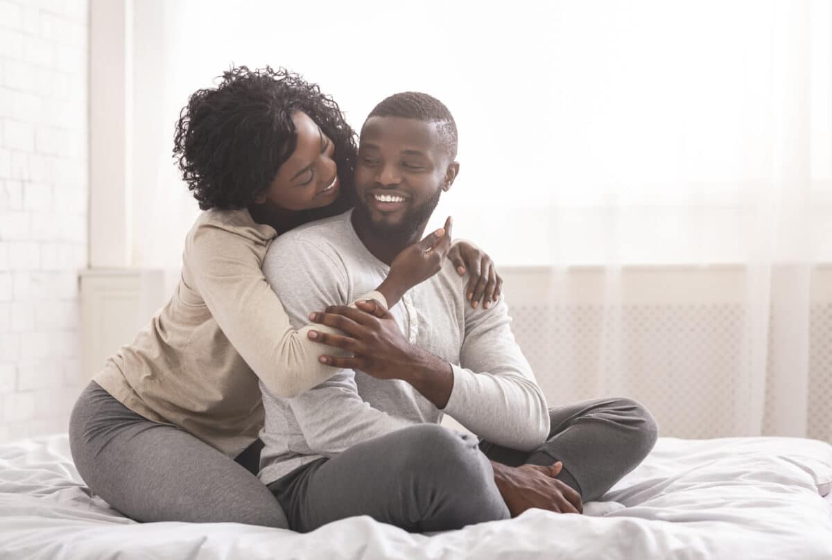 How To Last Longer In Bed: 10 Natural Tips & Tricks | Date Your Spouse