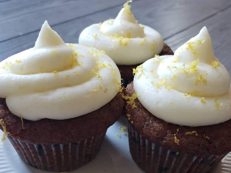 This gingerbread recipe combines spice and citrus. YUM! | The Dating Divas