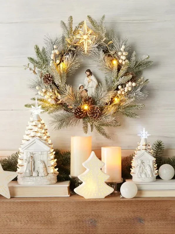 This lighted Christmas wreath is absolutely beautiful! | The Dating Divas