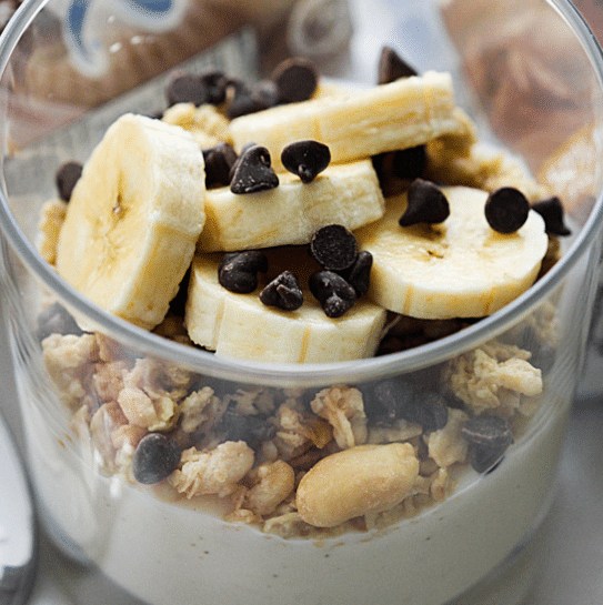 Healthy breakfast parfaits make easy breakfast ideas for kids. | The Dating Divas