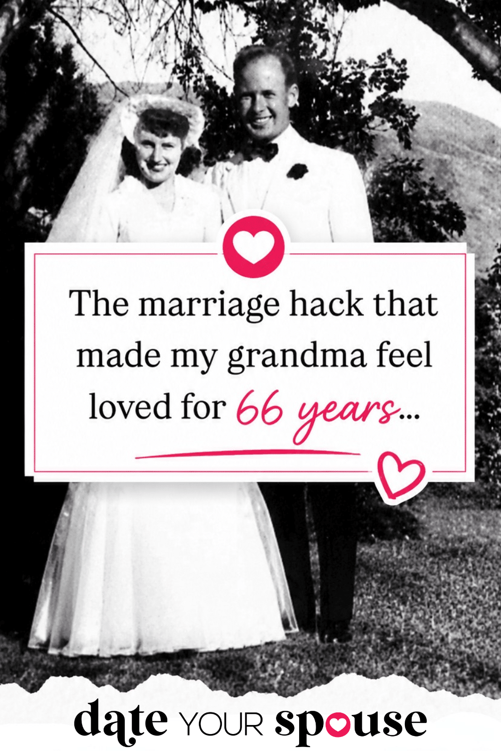Couple on their 1952 wedding day who kept a monthly anniversary tradition for 66 years
