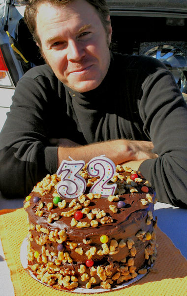 cami- birthday week in the kitchen - paint-ball-birthday cake